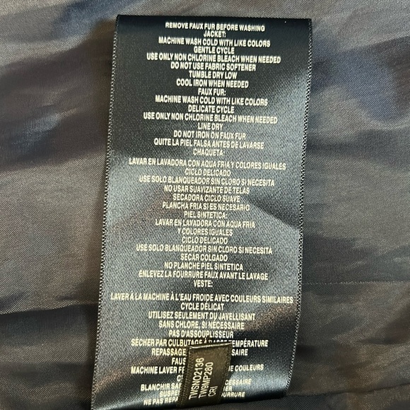 Tommy Hilfiger Chevron Removable Faux-Fur Trim Hooded Puffer Coat NWOT - Picture 17 of 17